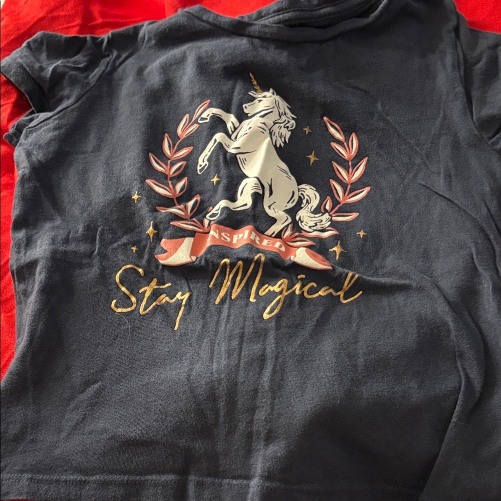 Old navy Kids Stay Magical Unicorn Tee medium 8